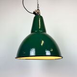 Lampe d’usine industrielle en émail vert avec dessus en fonte, années 1960