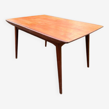 Louis van Teeffelen dining table