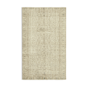 Hand-Knotted Distressed Turkish Beige Carpet 164 cm x 264 cm - 38890