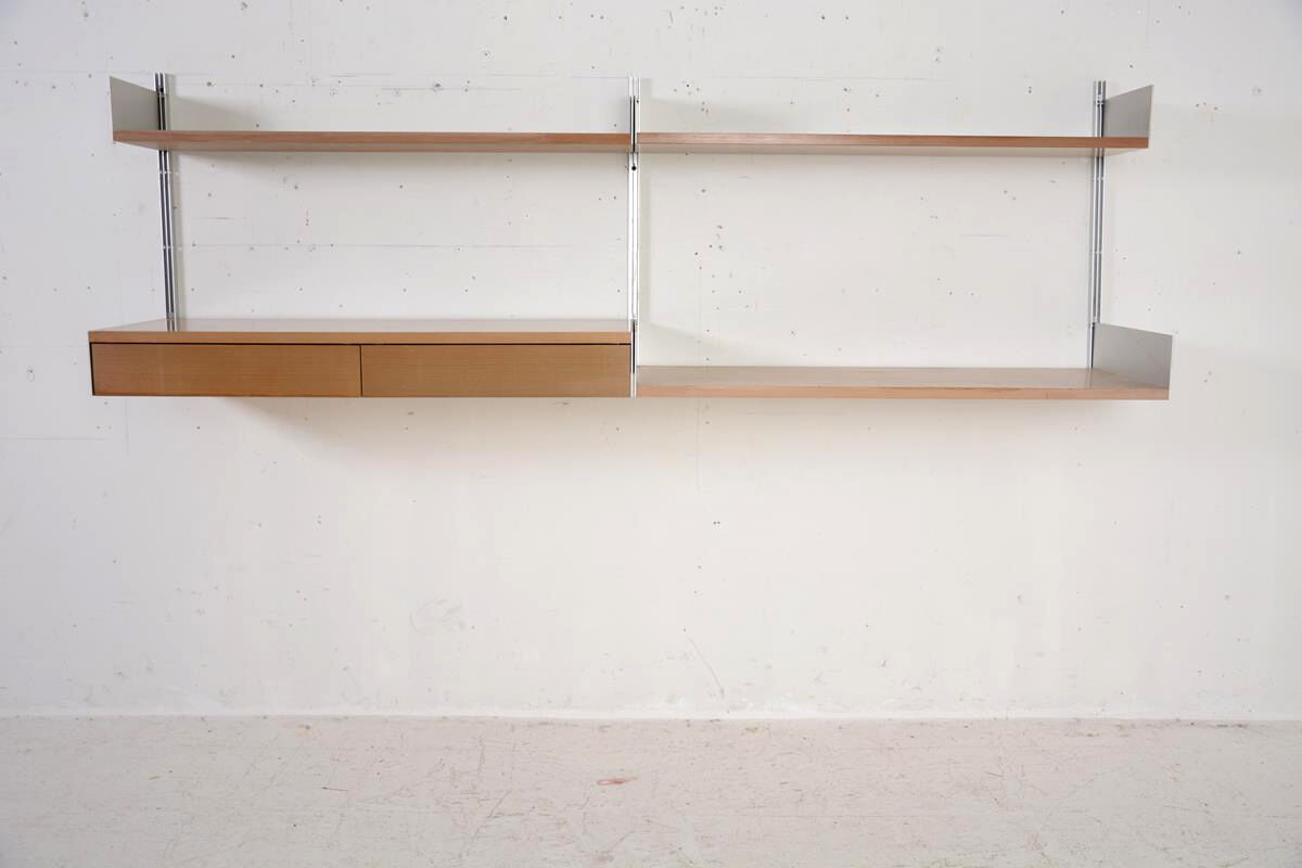 Dieter Rams shelf for Vistoe from the 60s.