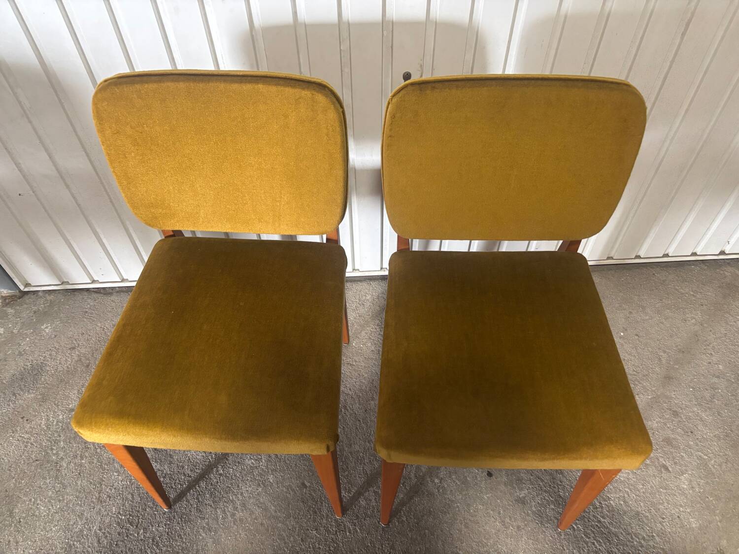 Pair of vintage 60s chairs – mustard velvet and splayed legs