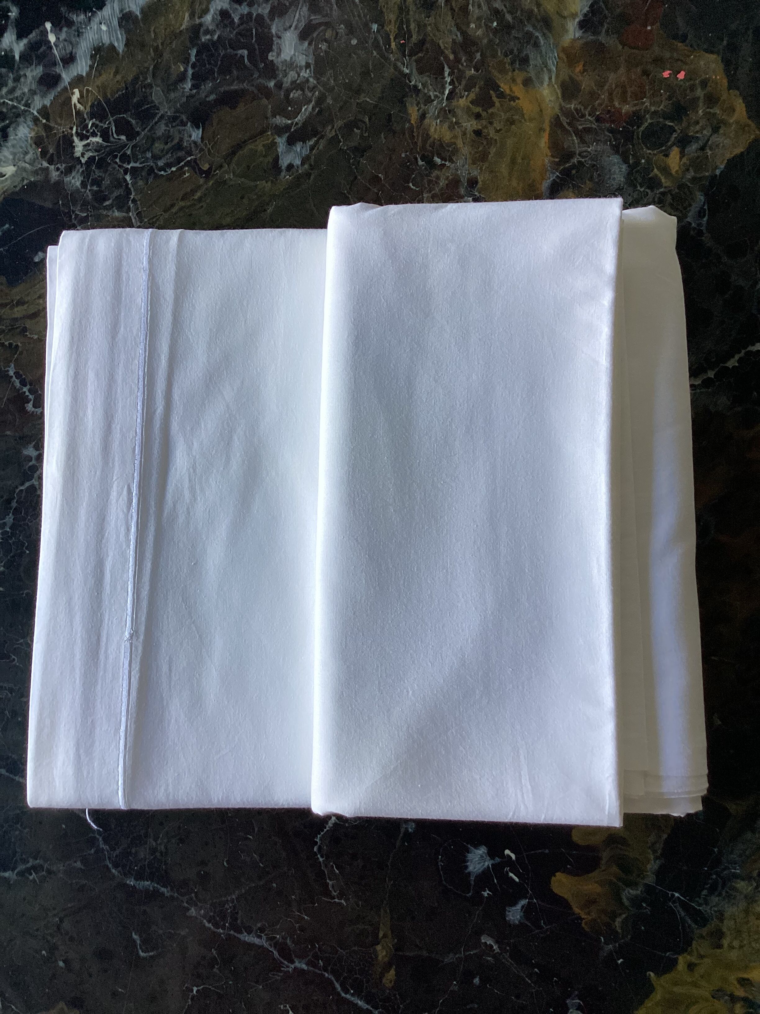 Sheet 100% cotton made in Egypt