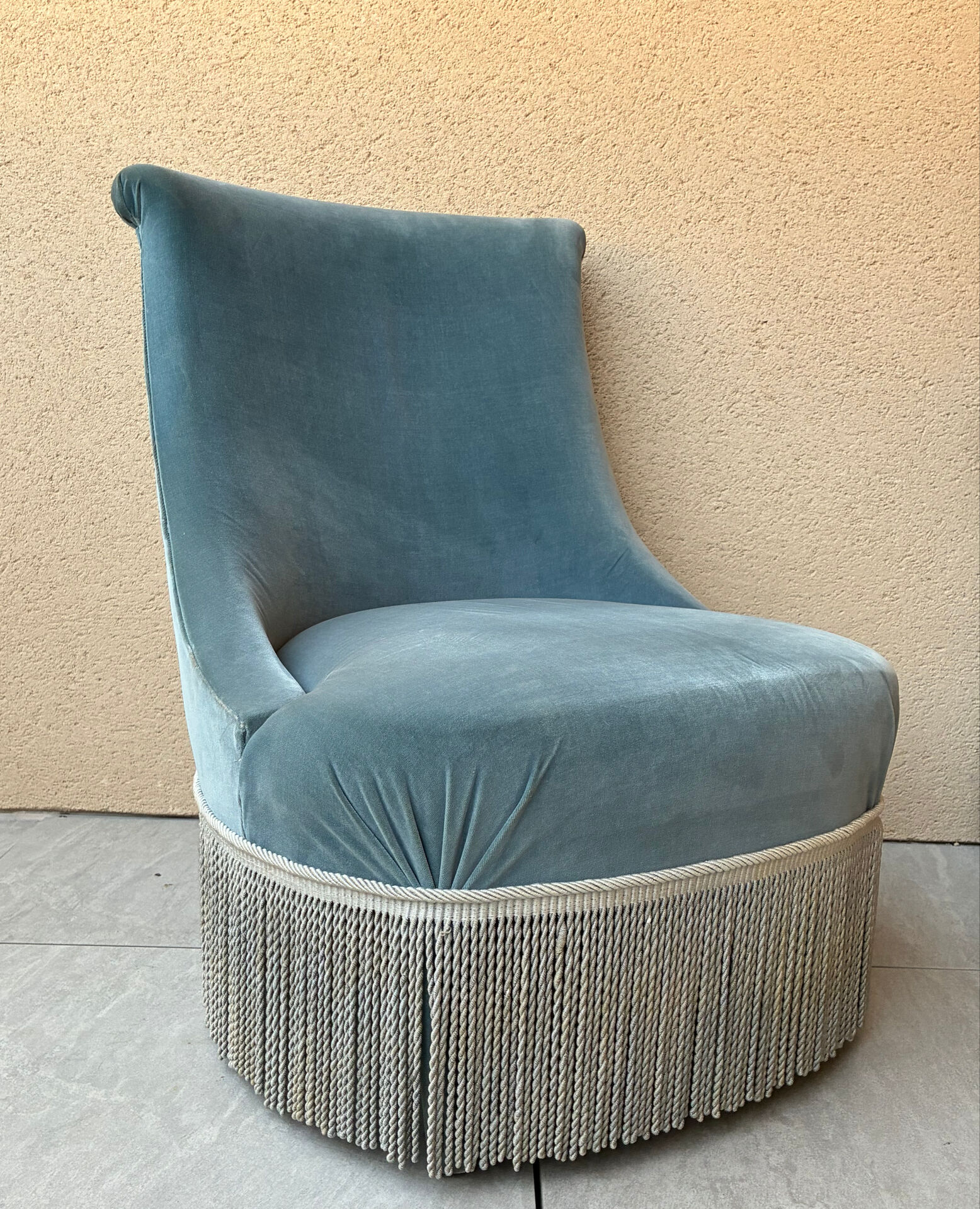 Vintage frog chair