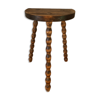 Stool, plant holder with beaded feet