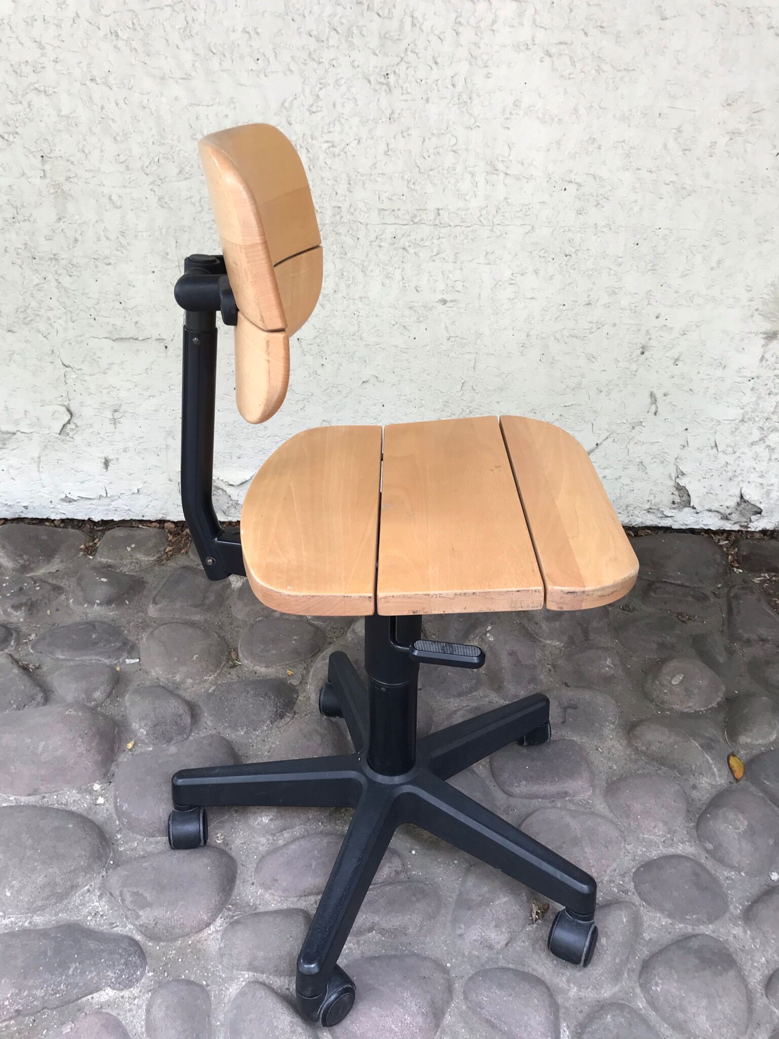 Martin Stoll office chair light wood on wheels