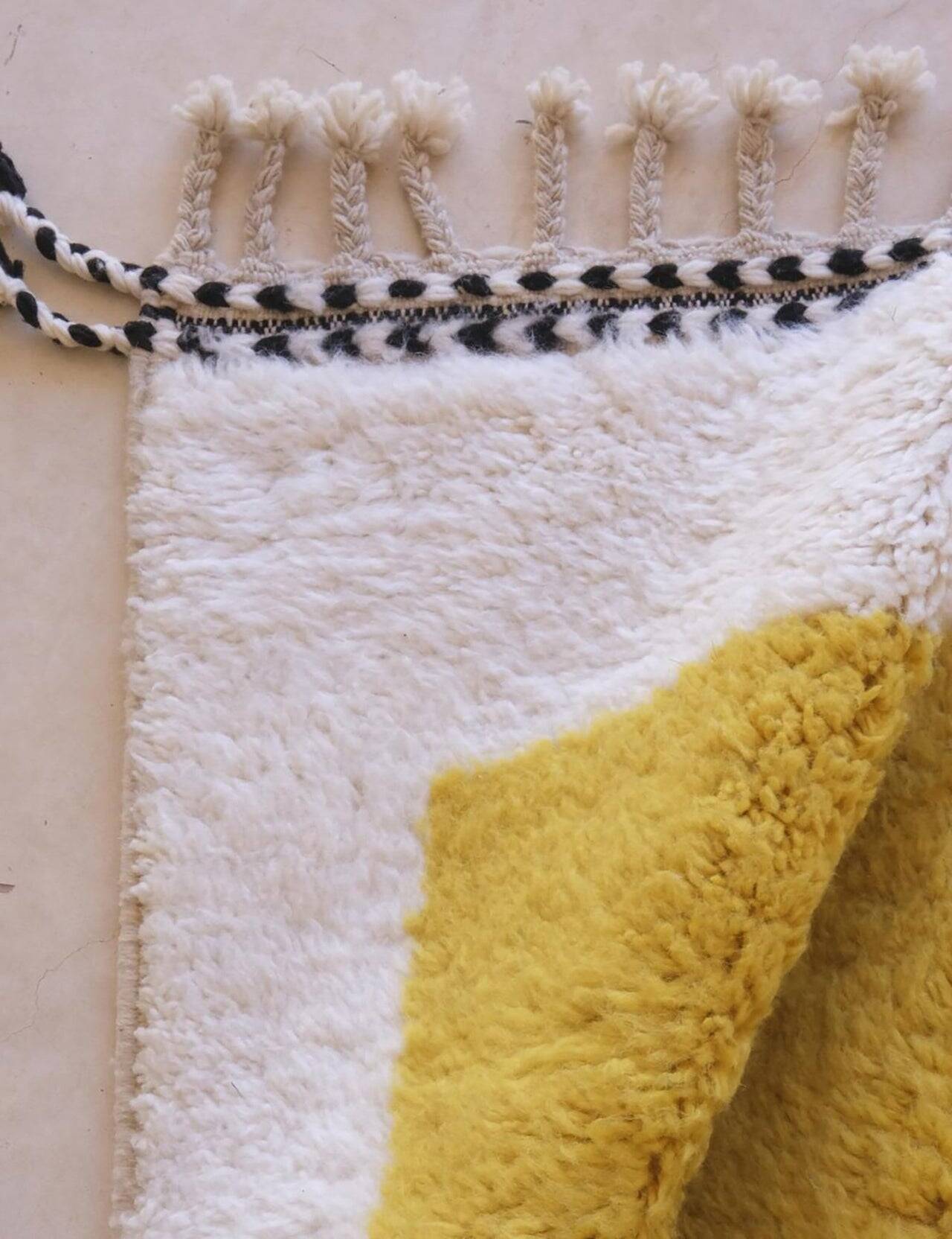 Traditional handmade Beni Ouarin rug 150 x 250 cm