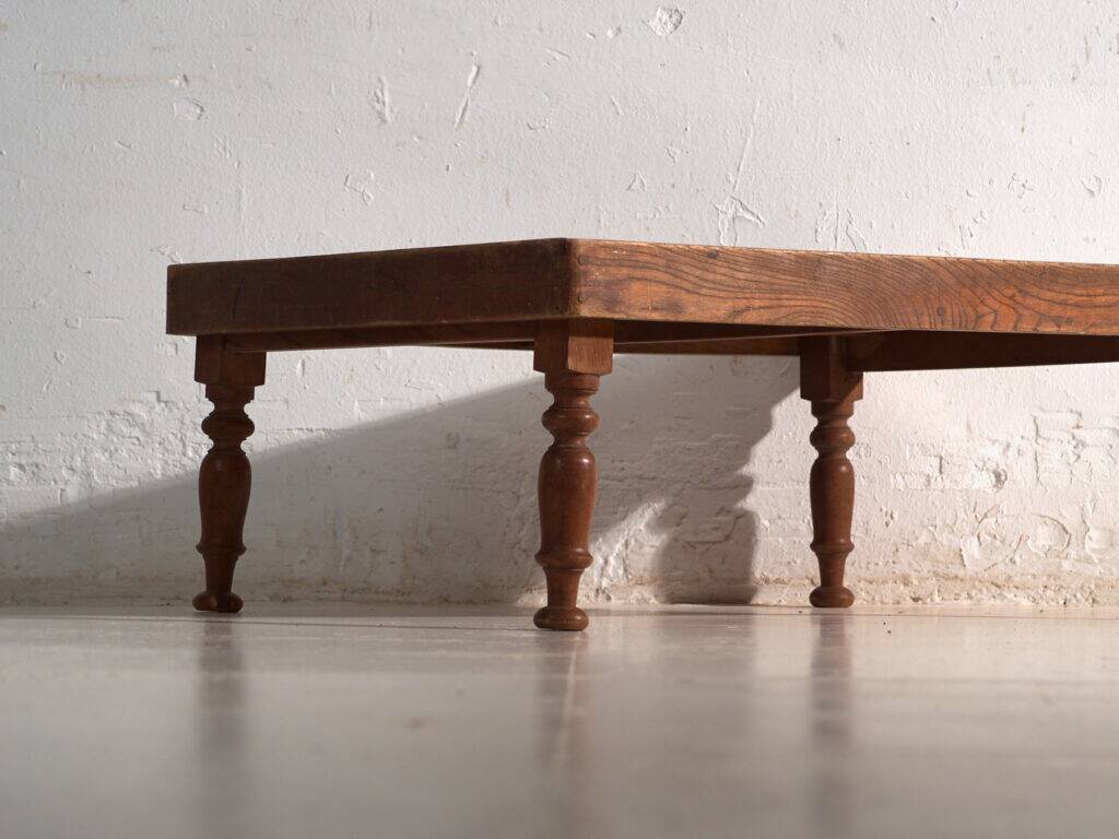 Antique Japanese folding coffee table in wood – Japan, circa 1920