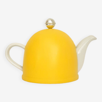 Pretty 80's teapot