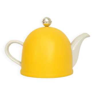 Pretty 80's teapot
