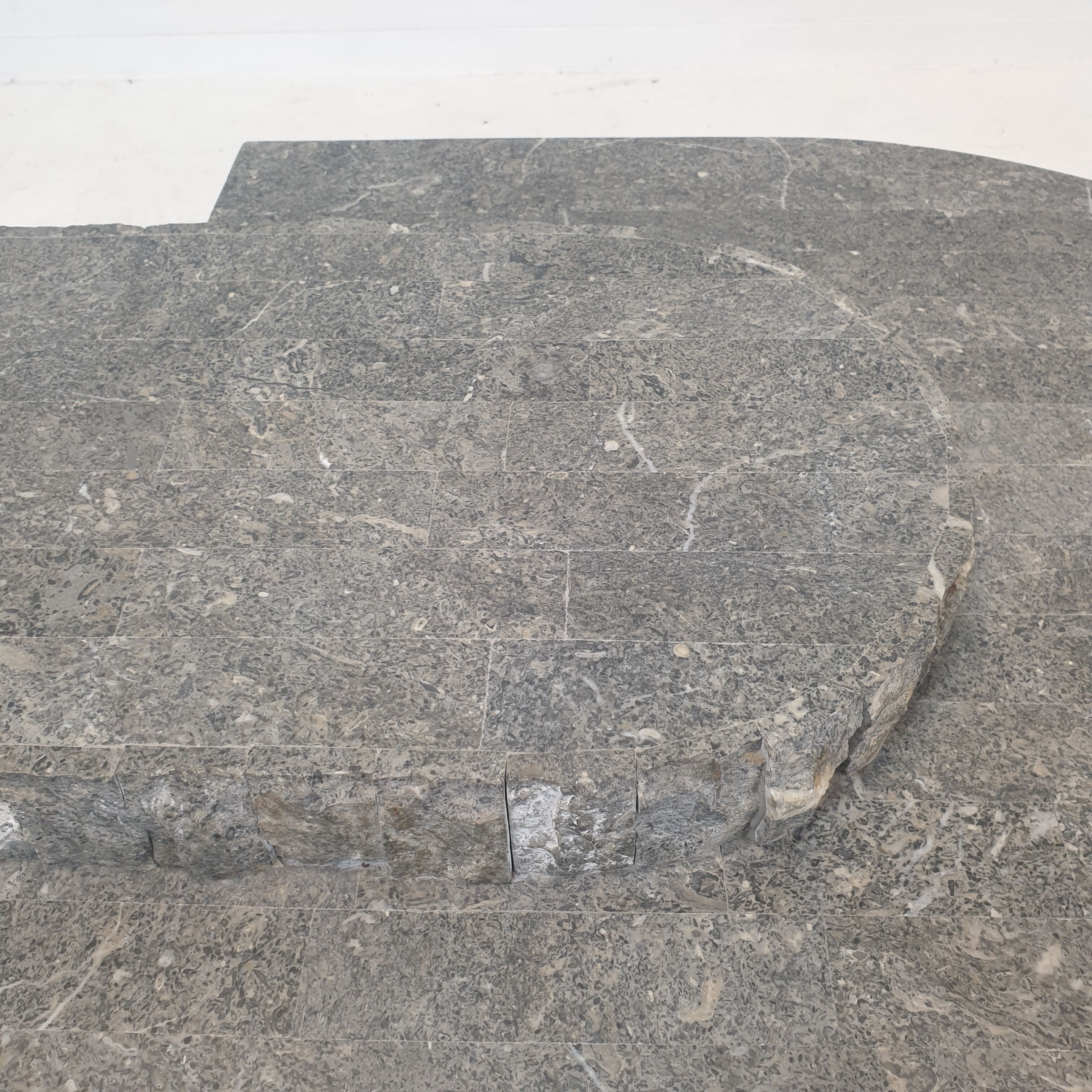 Magnussen Ponte Mactan Stone or fossil stone coffee table, 1980s