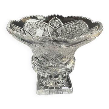 Large bowl on foot – Cut crystal - 20th century