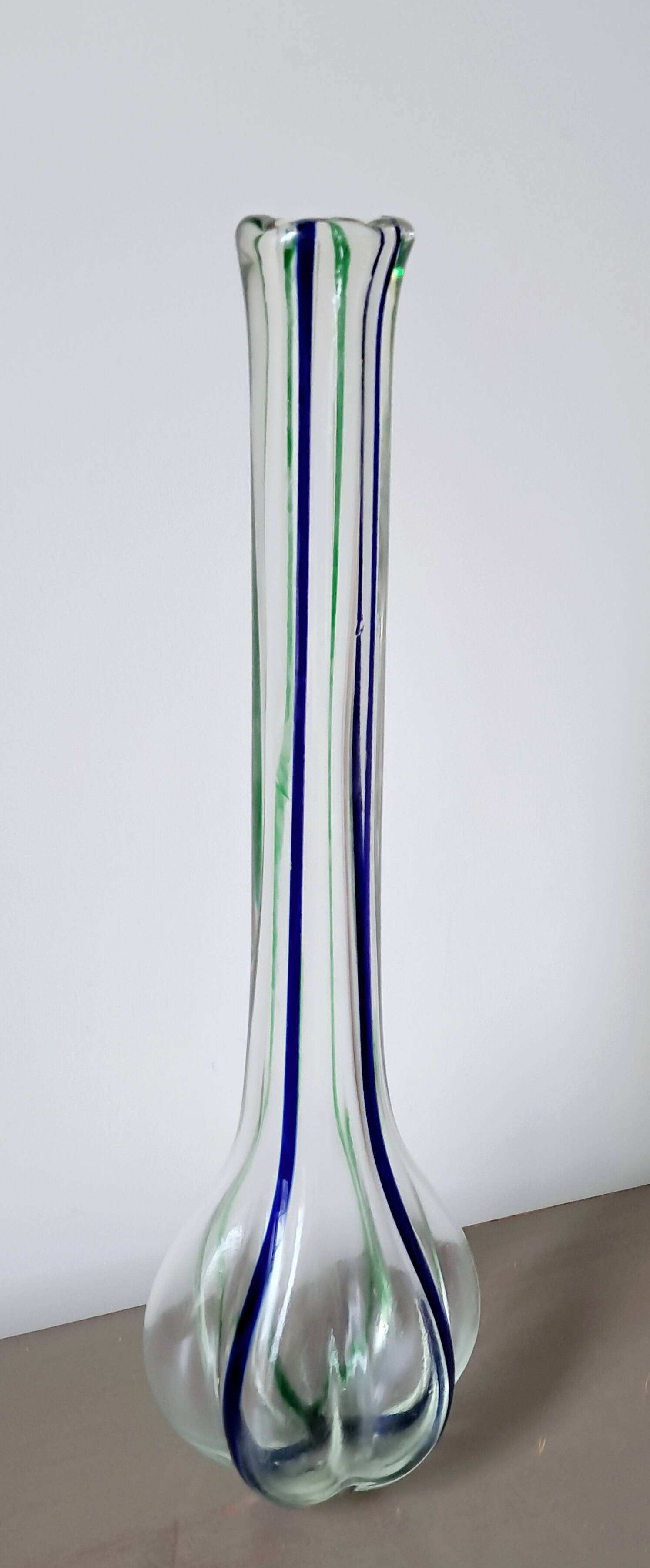 Soliflore vase in Murano sommerso glass. Archimedes Seguso. 1960/1970