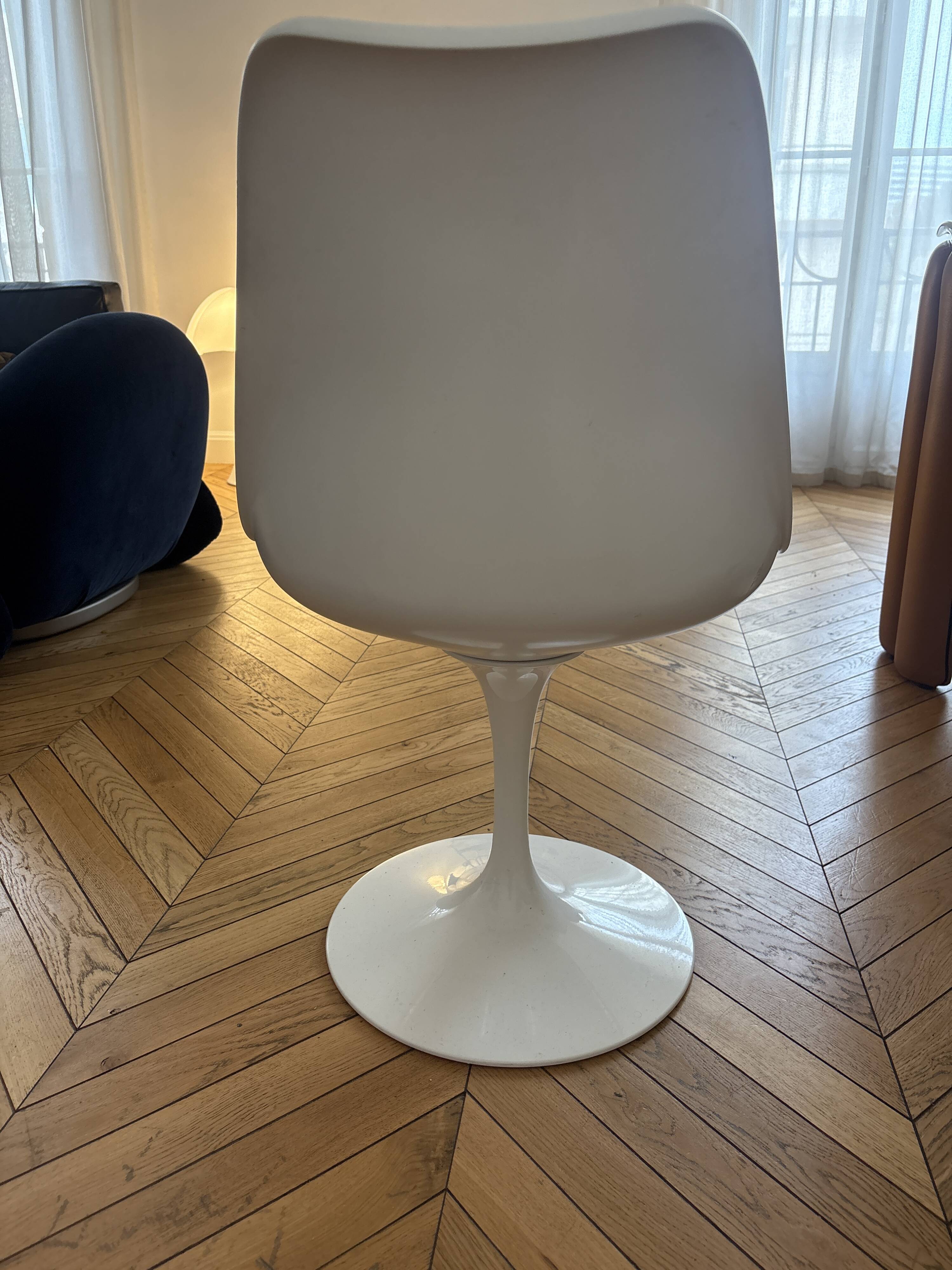 Knoll tulip chair with black velvet cushion