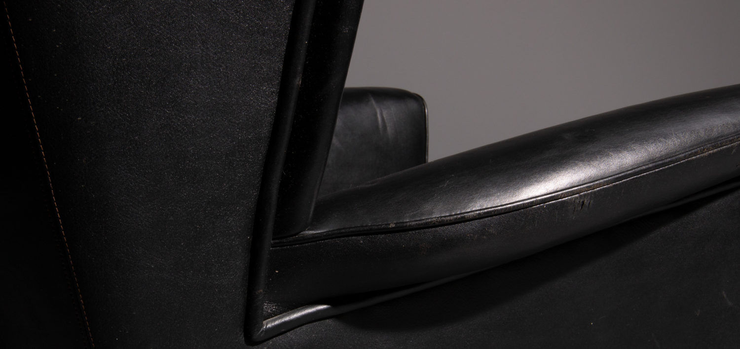 Keingback armchair produced by Howard Keith in the years 60