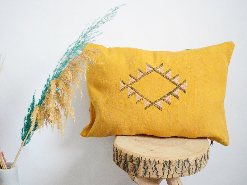 Moroccan cactus silk pillow