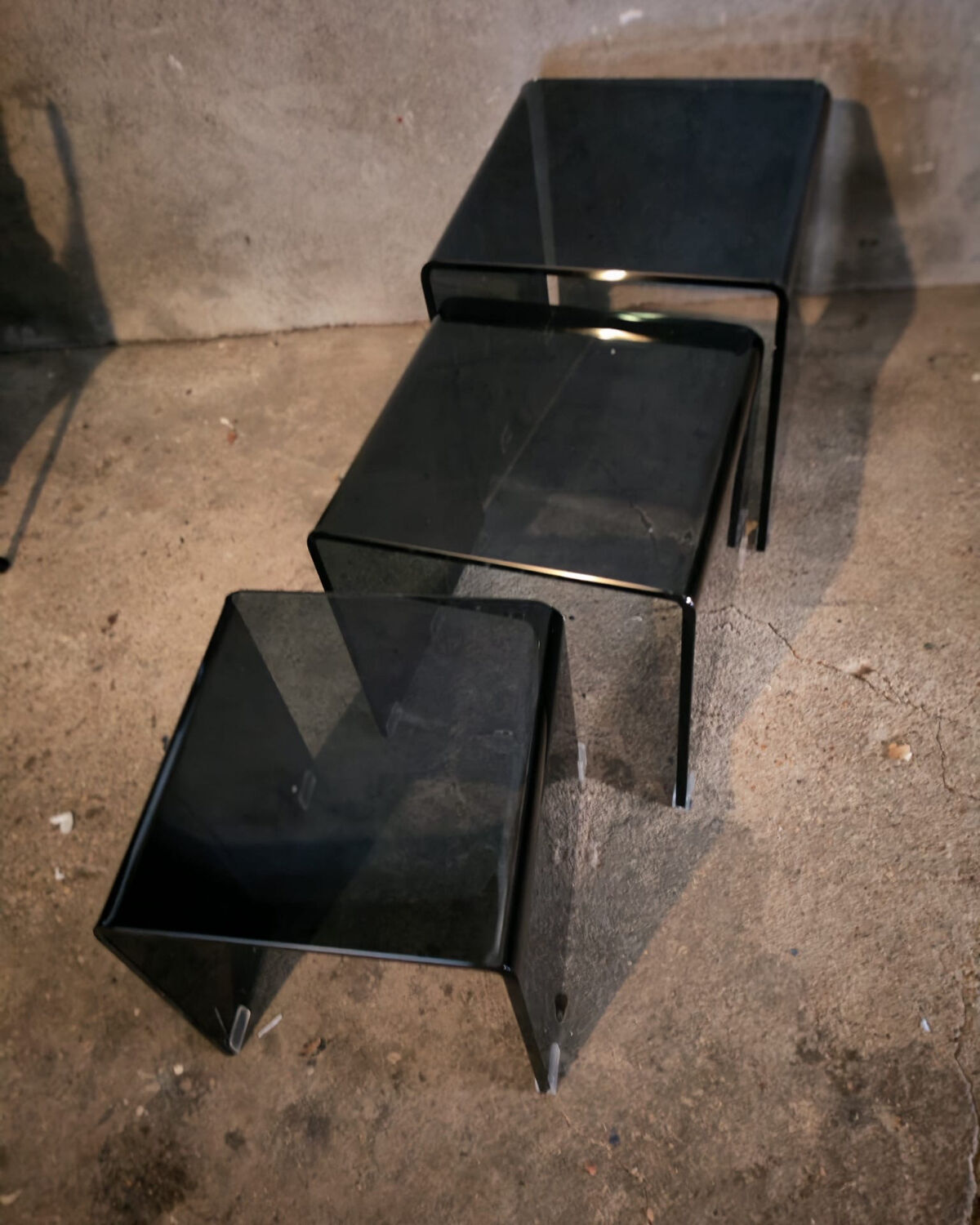 3 nesting coffee tables in smoked glass