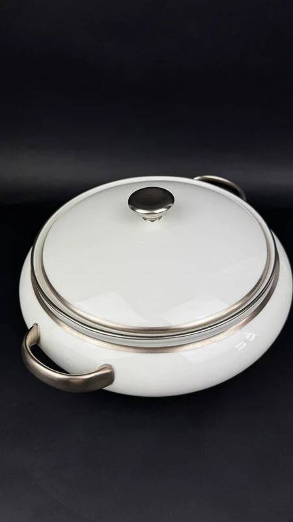 Soupière Raynaud modèle Fontainebleau platine