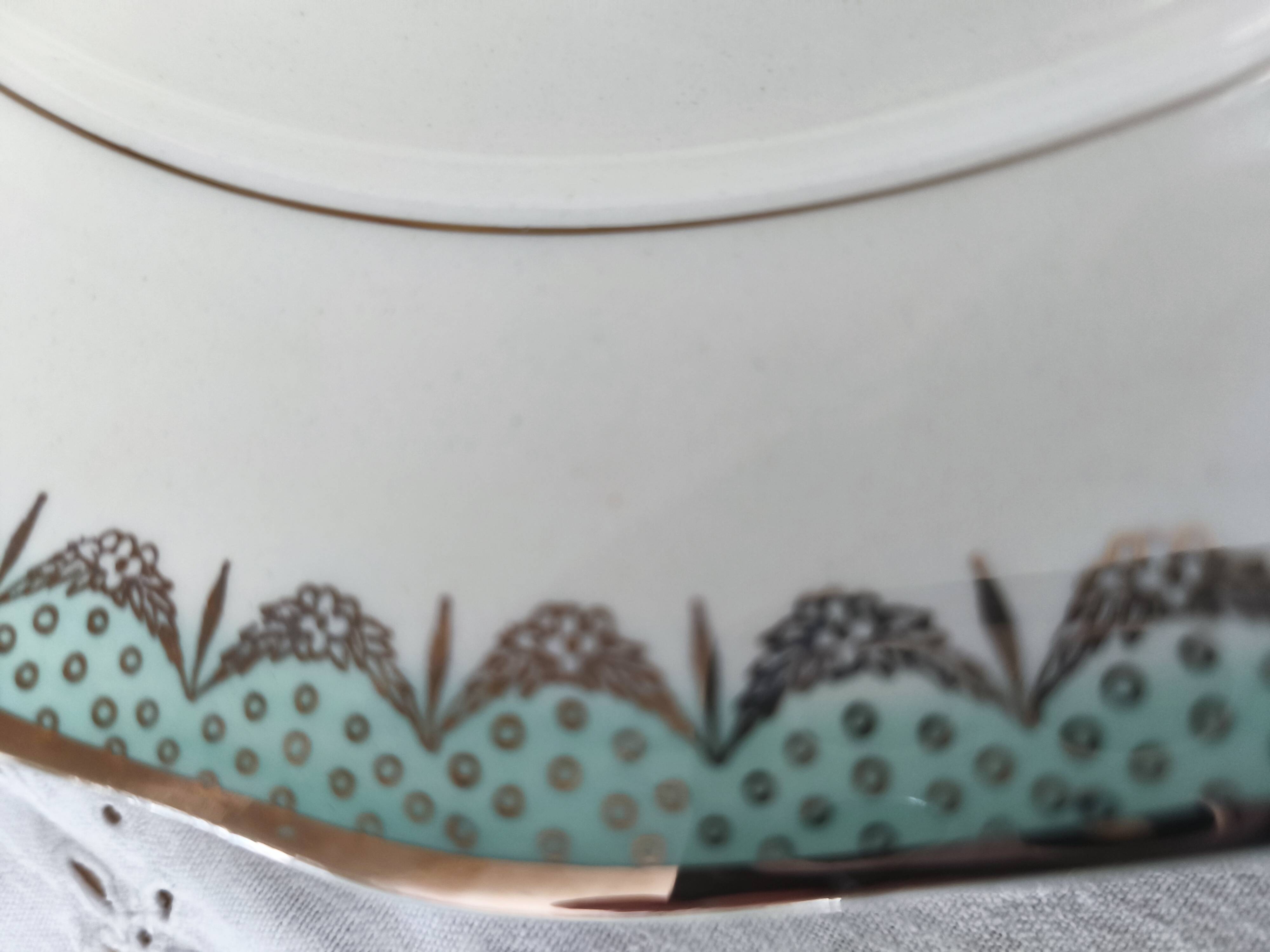 Round earthenware dish, Longwy France, Trianon model