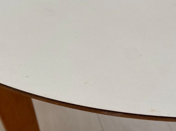 Table d’appoint ronde,  formica gris années 50