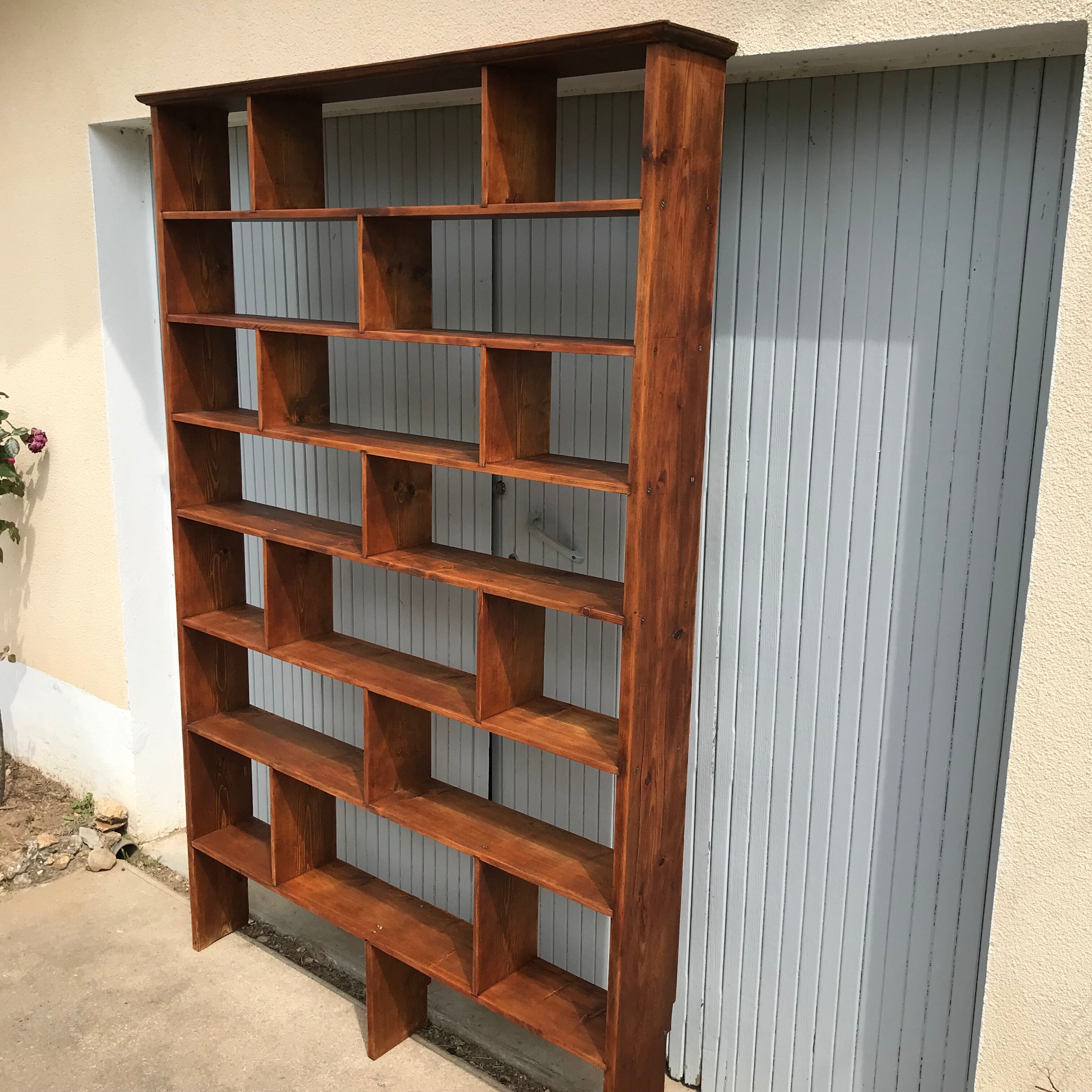 Vintage library