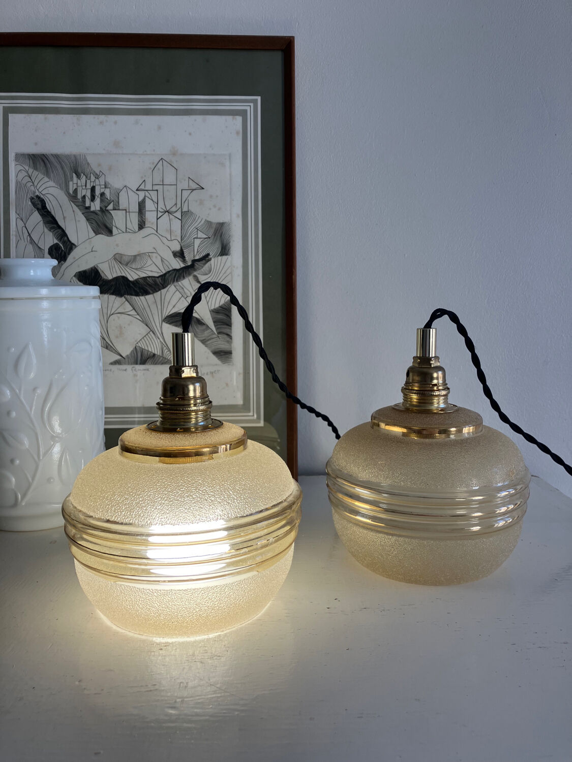 Vintage walkway lamps