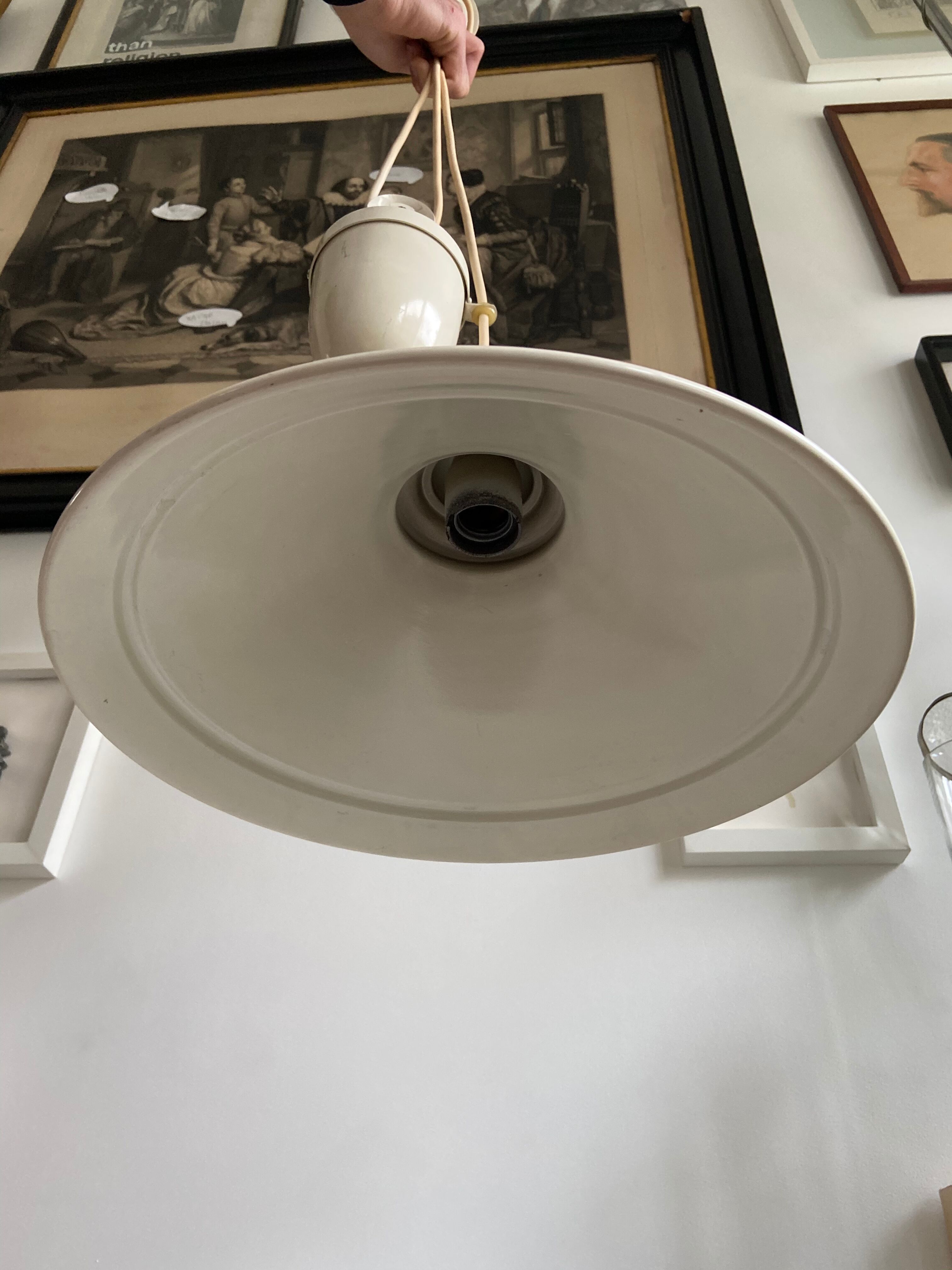 Industrial pulley suspension