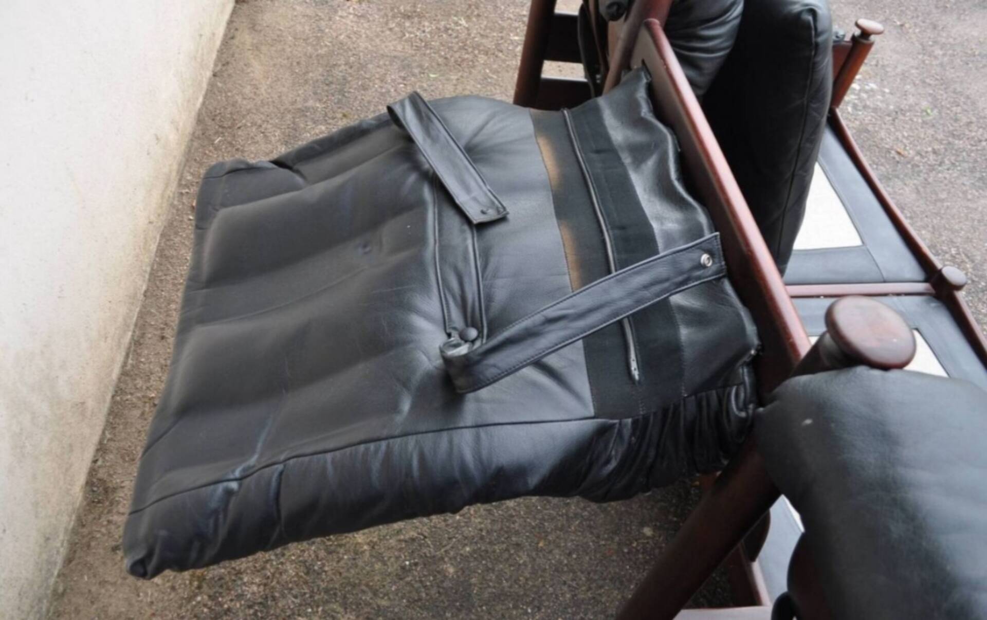 Banquette cuir noir