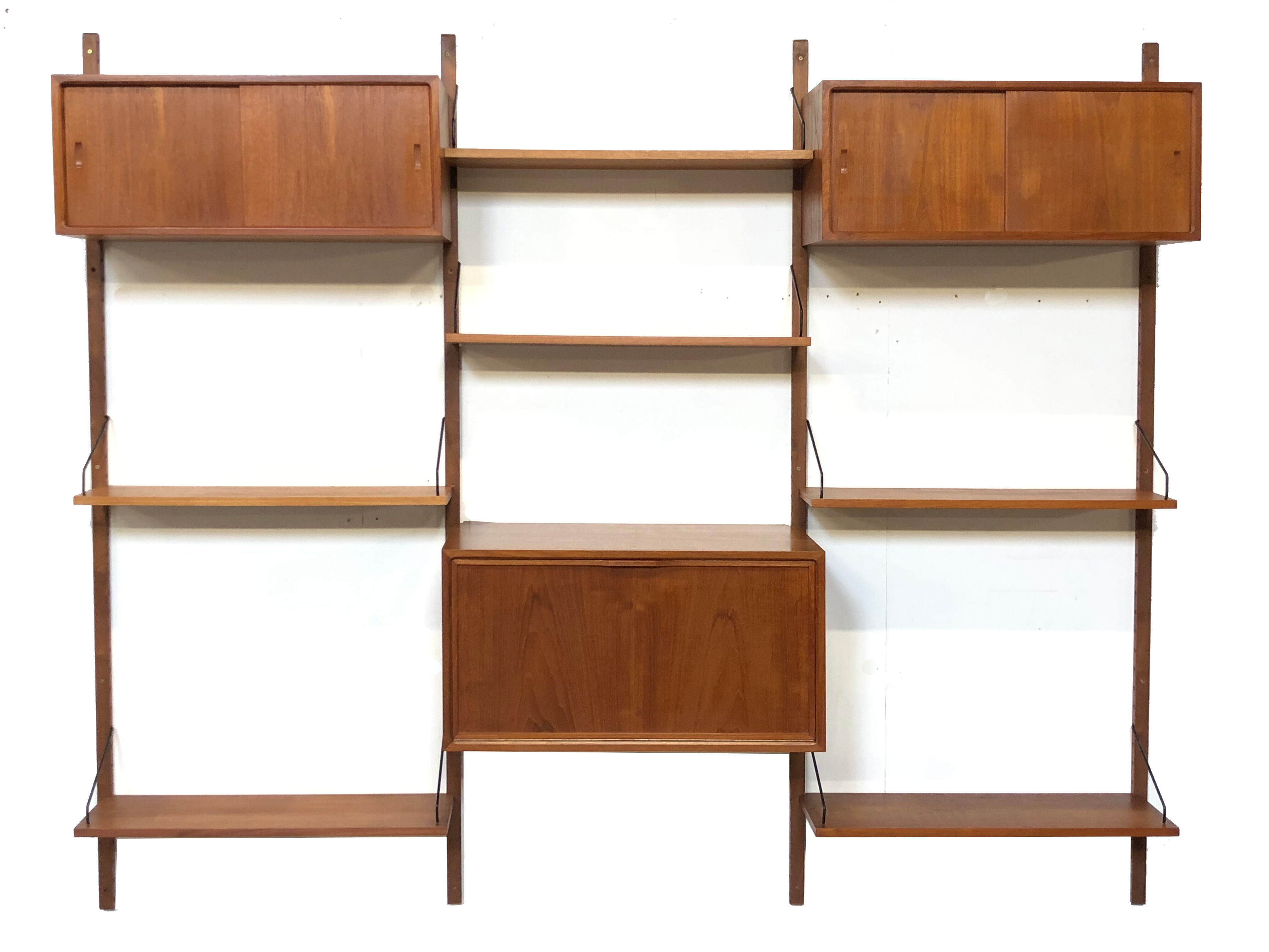 Poul Cadovius Royal System wall set