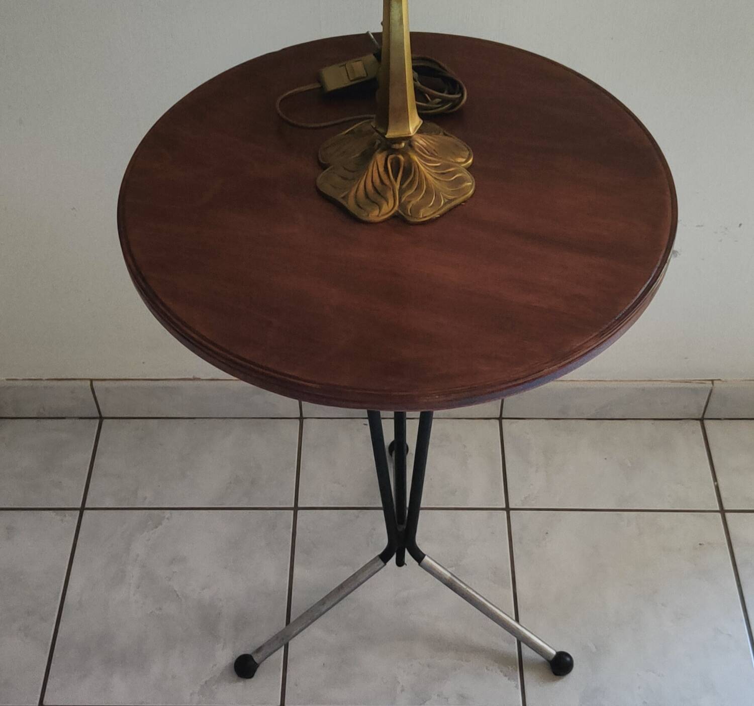 Table tripode 1960