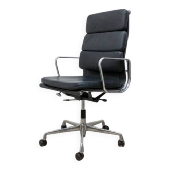 Chaise de bureau reconditionnée Vitra EA 219 Soft Pad cuir noir