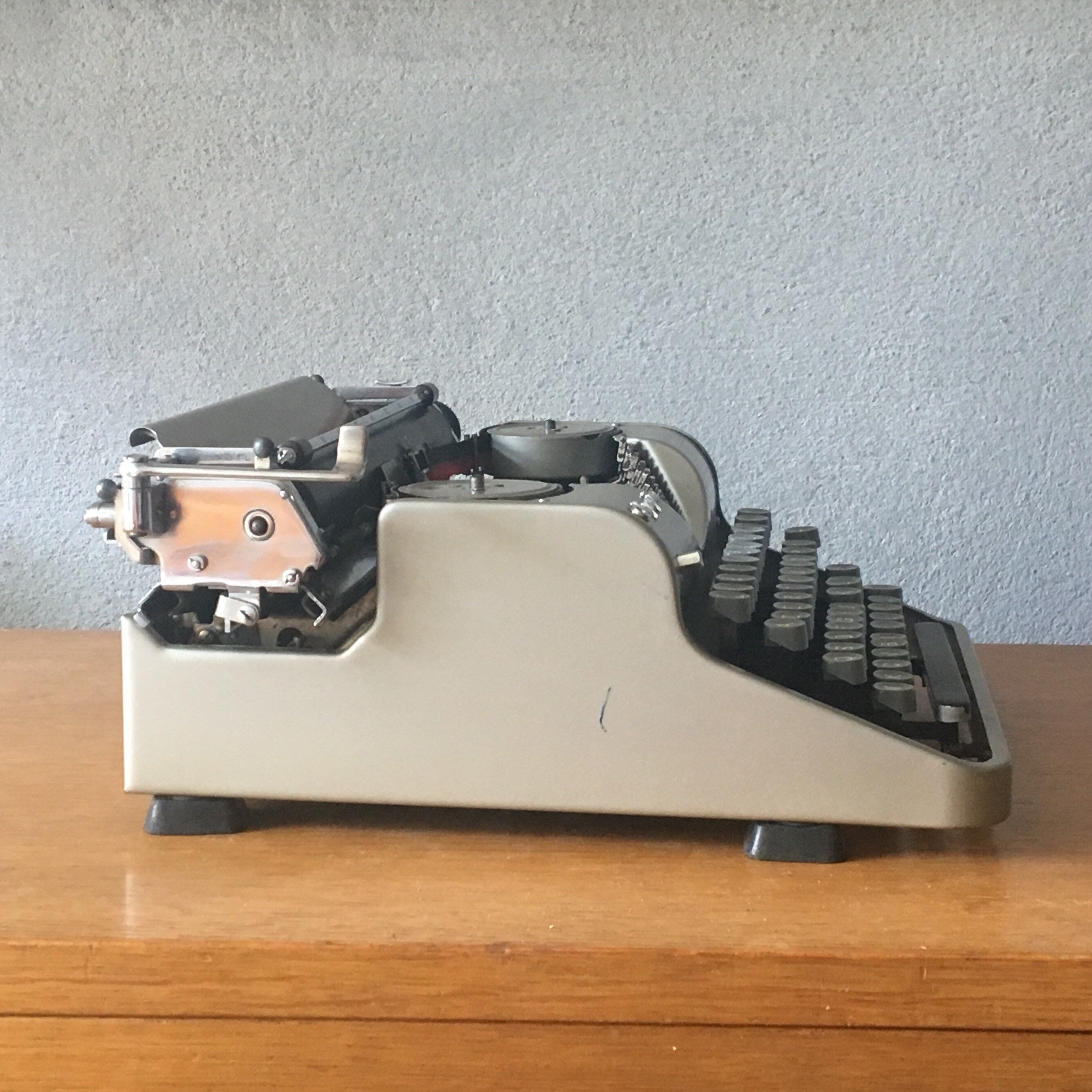 Metalized typewriter Olympia, 1940