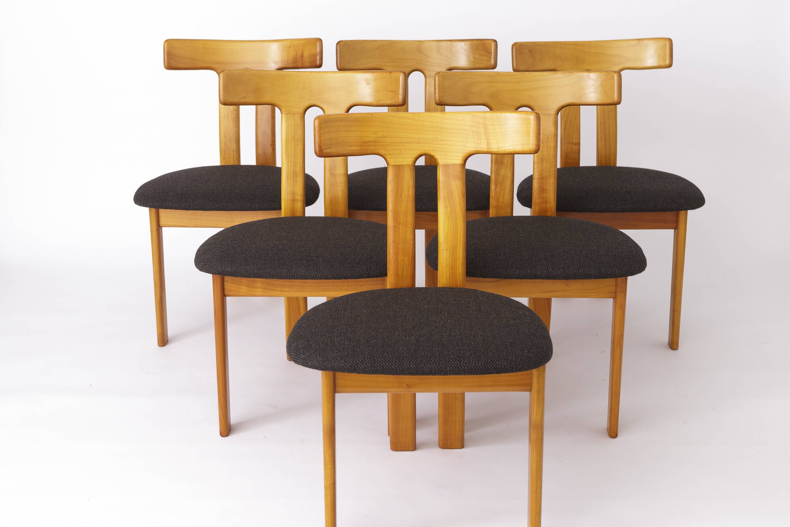 Set of 6 Danish 'T' shaped chairs – 1960s Mid-Century Modern Design