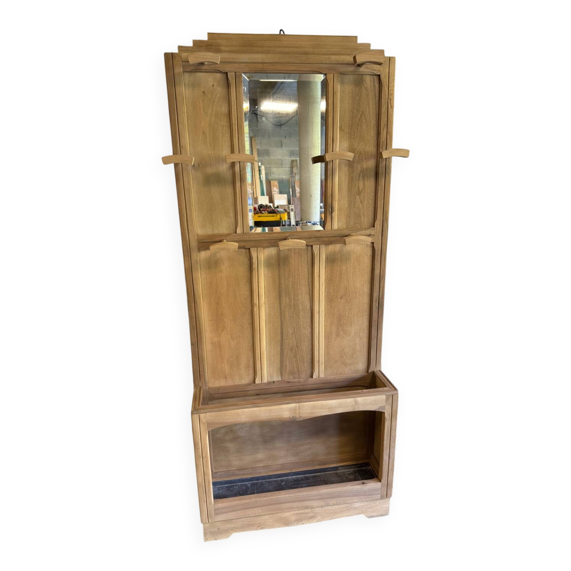 Entrance hall coat rack