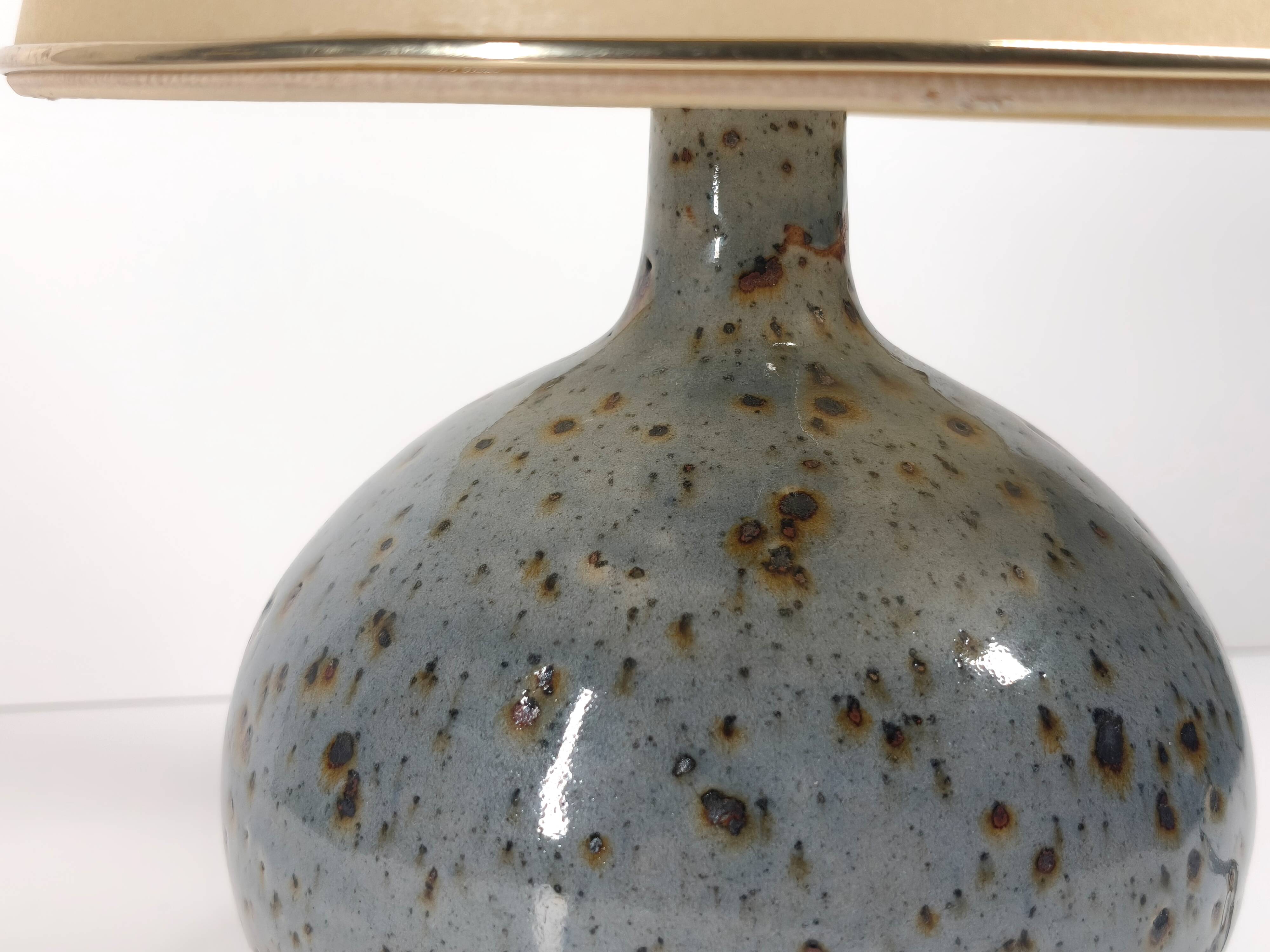 Vintage table lamp in glazed ceramic, 1950s style.