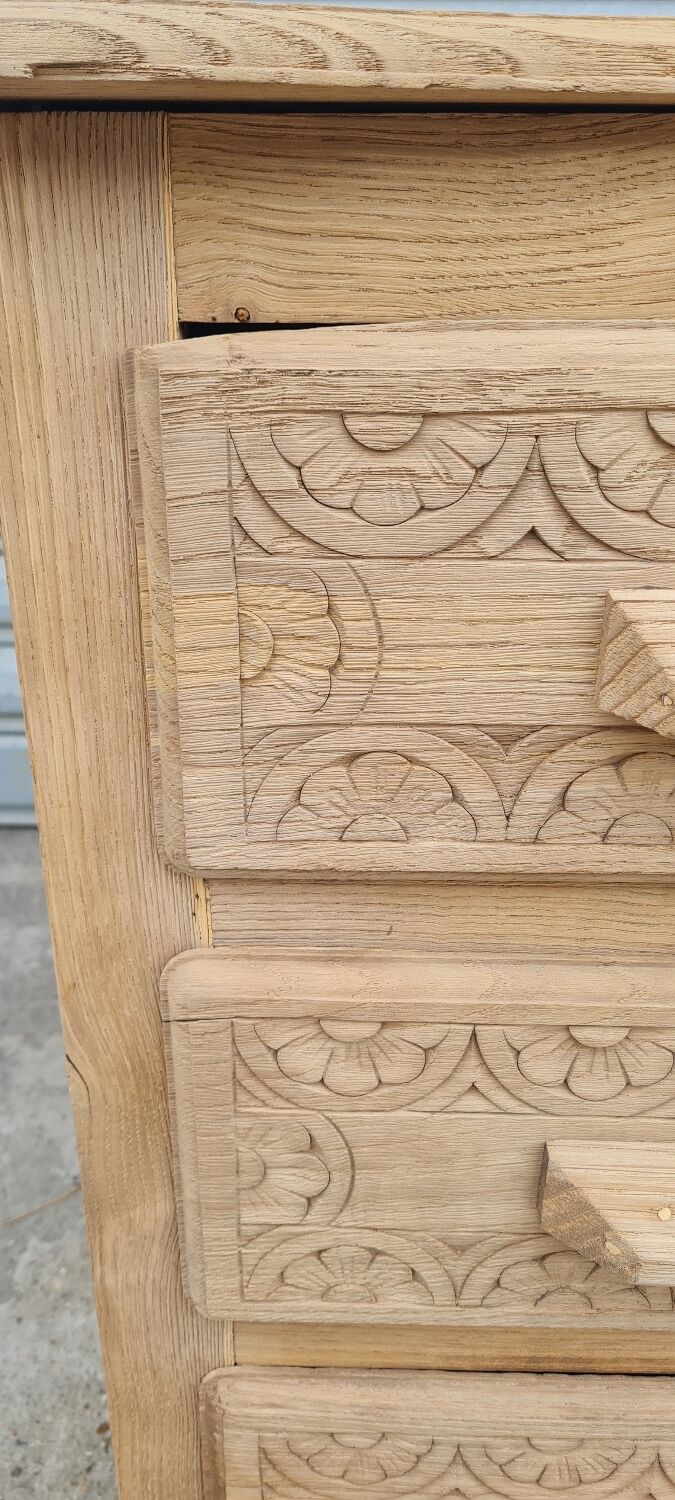 Breton chest of drawers in solid oak