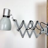 Applique murale industrielle grise à ciseaux, années 1960