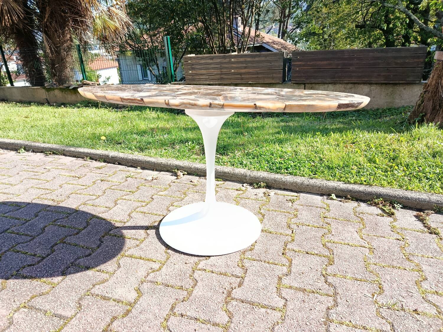 Vintage side table DLG Saarinen/Knoll
