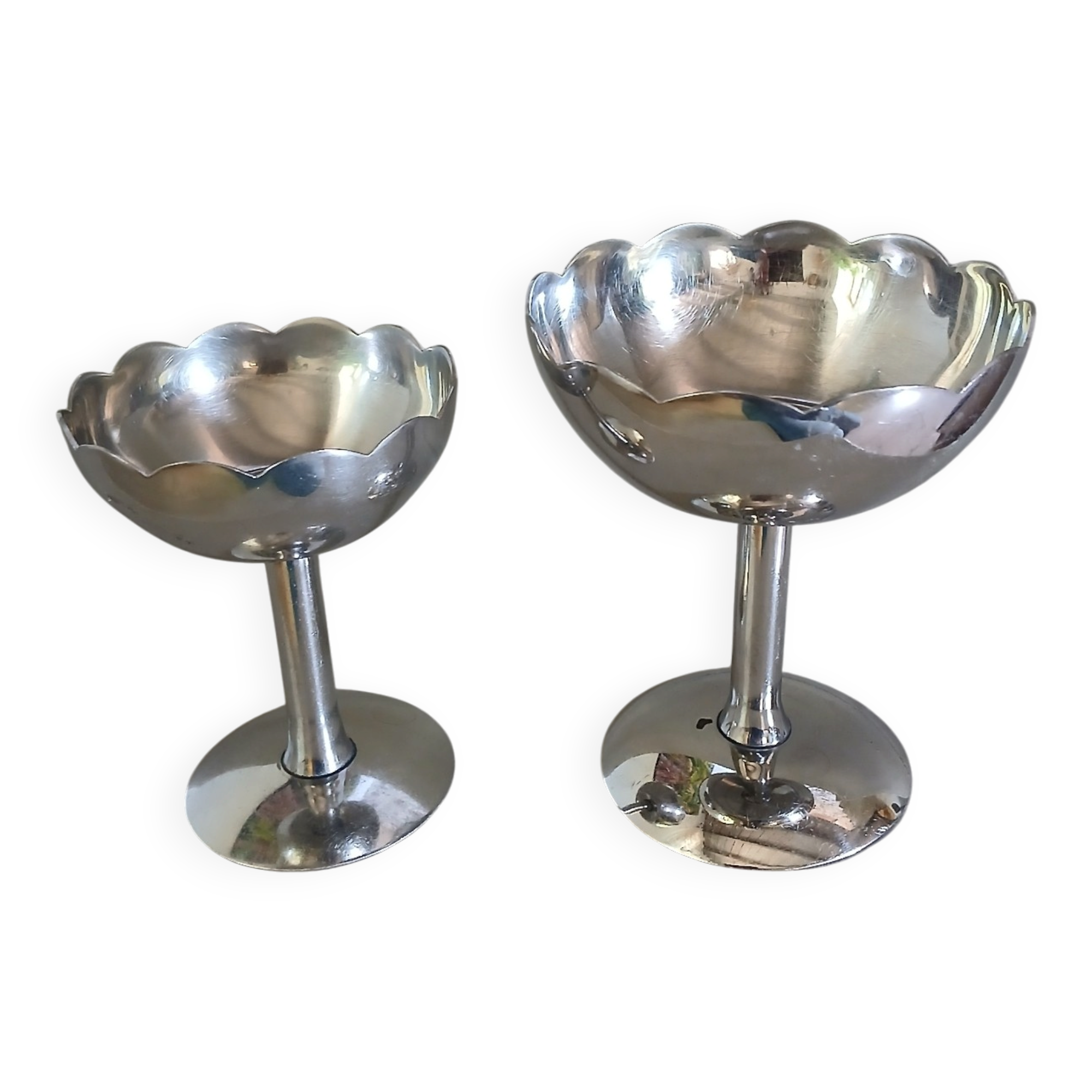 2 stainless steel ice cream cups
