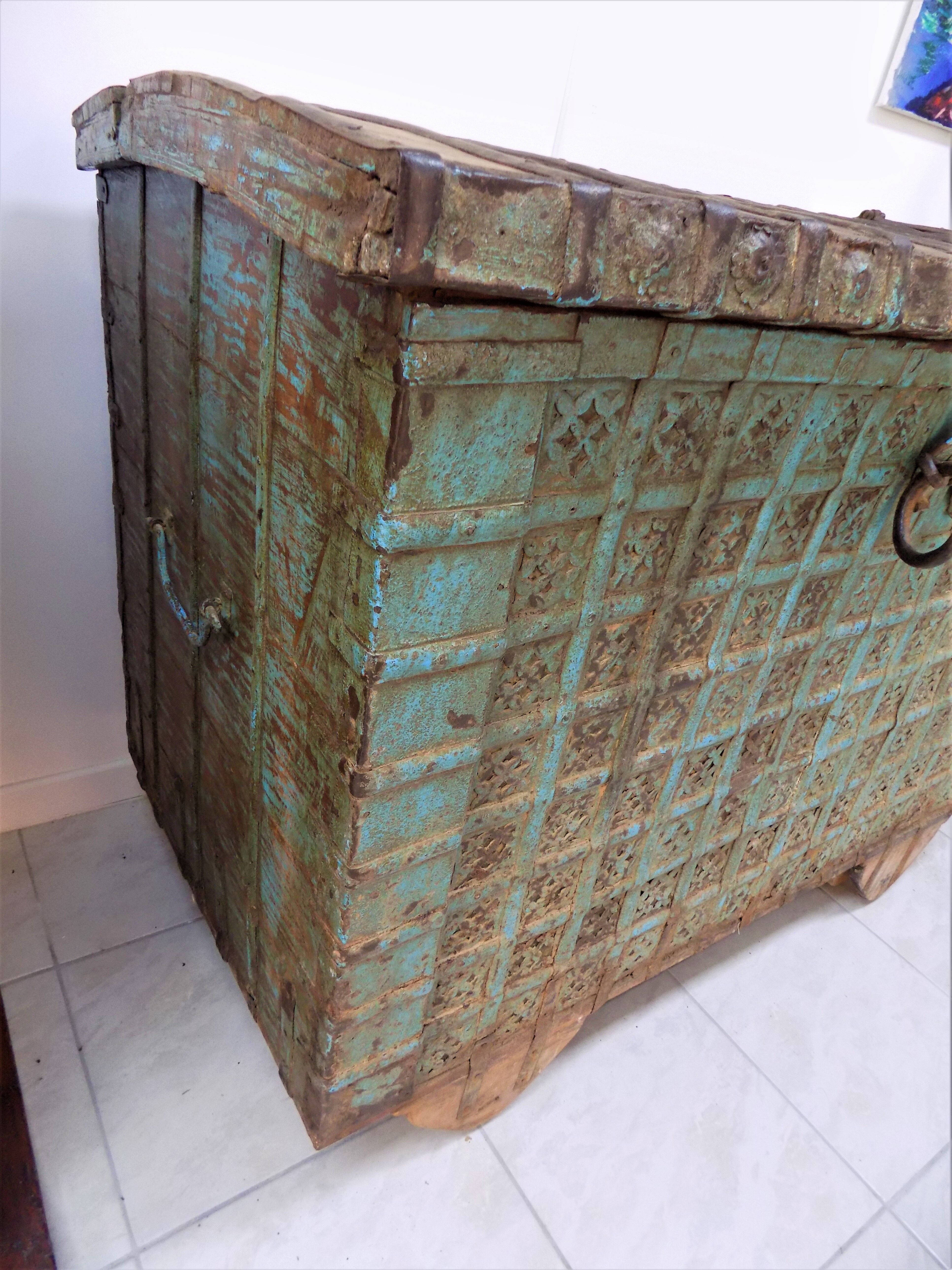 19th-century wooden wheel box
