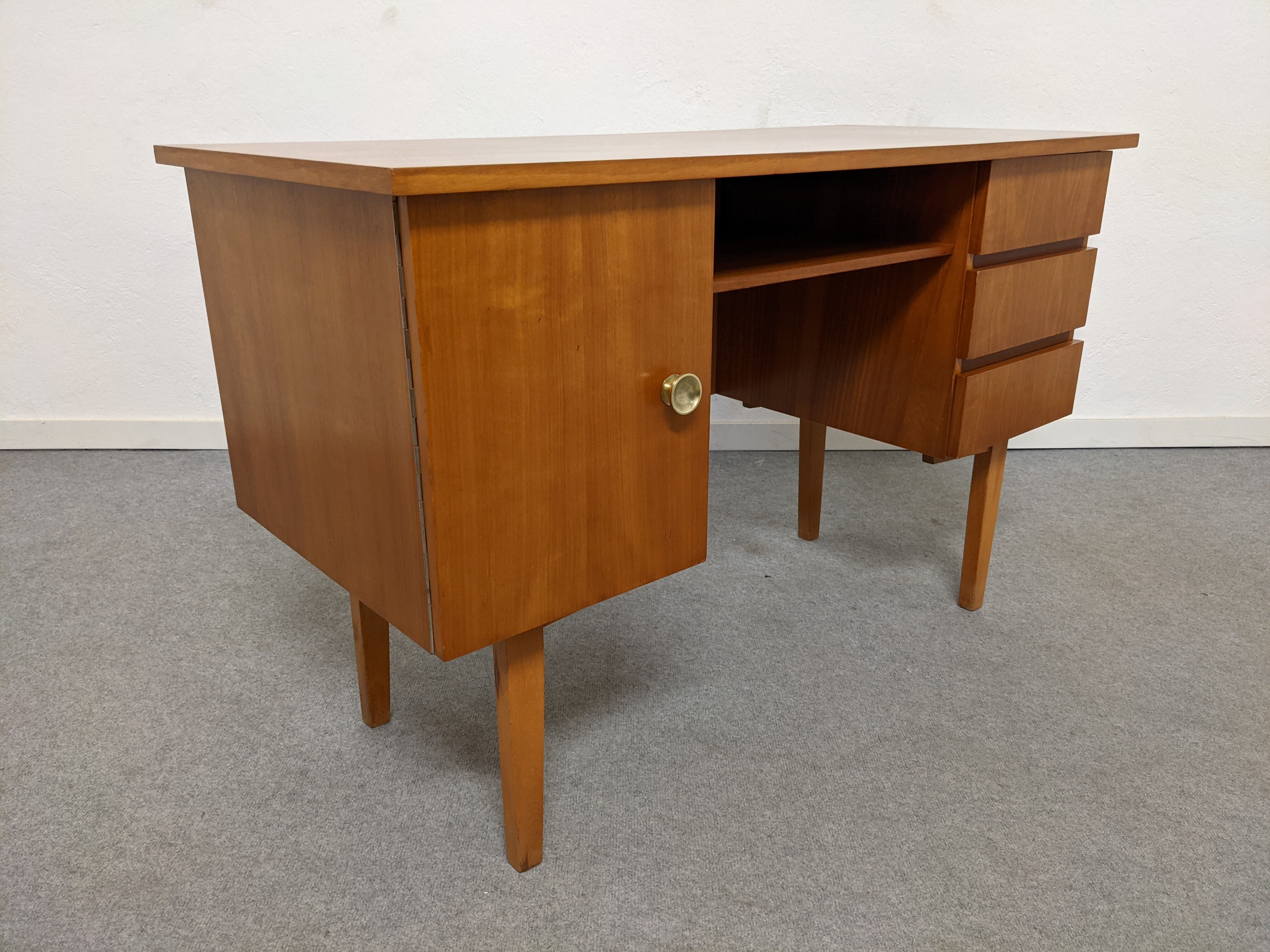 Bureau des années 50/60