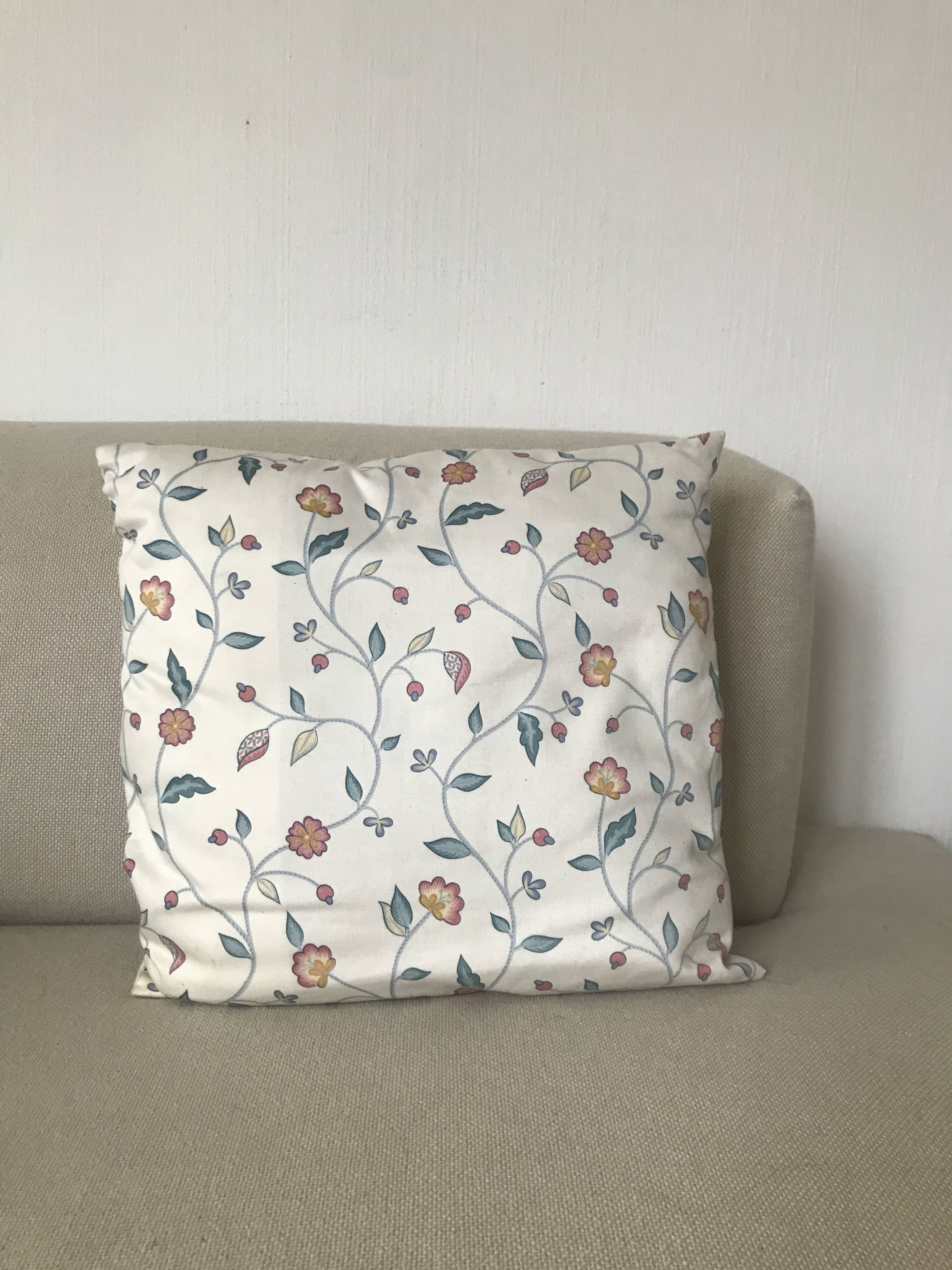 Duo de coussins vintage, tissus anglais