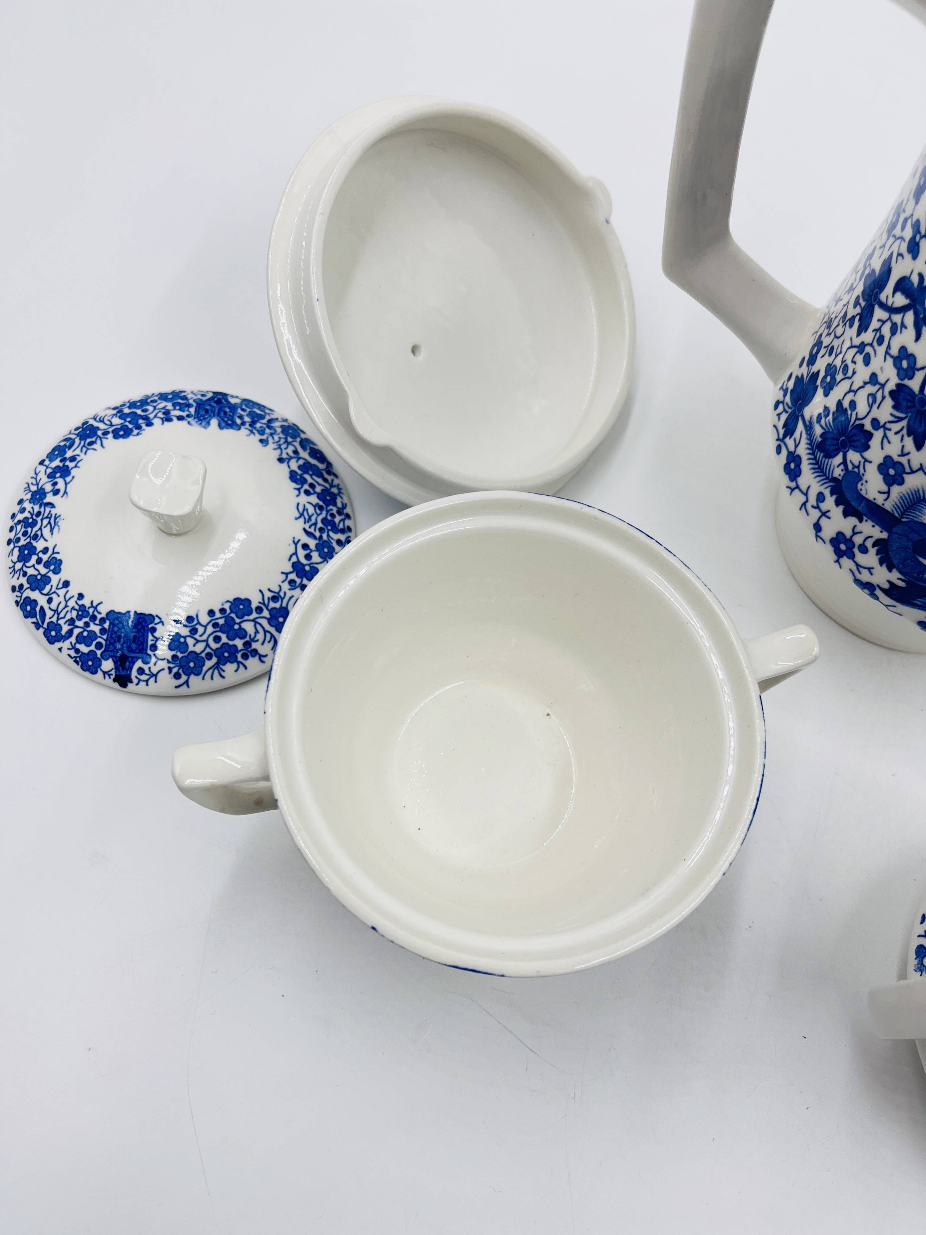 Bosch "dragon" coffee maker, milk jug and sugar bowl