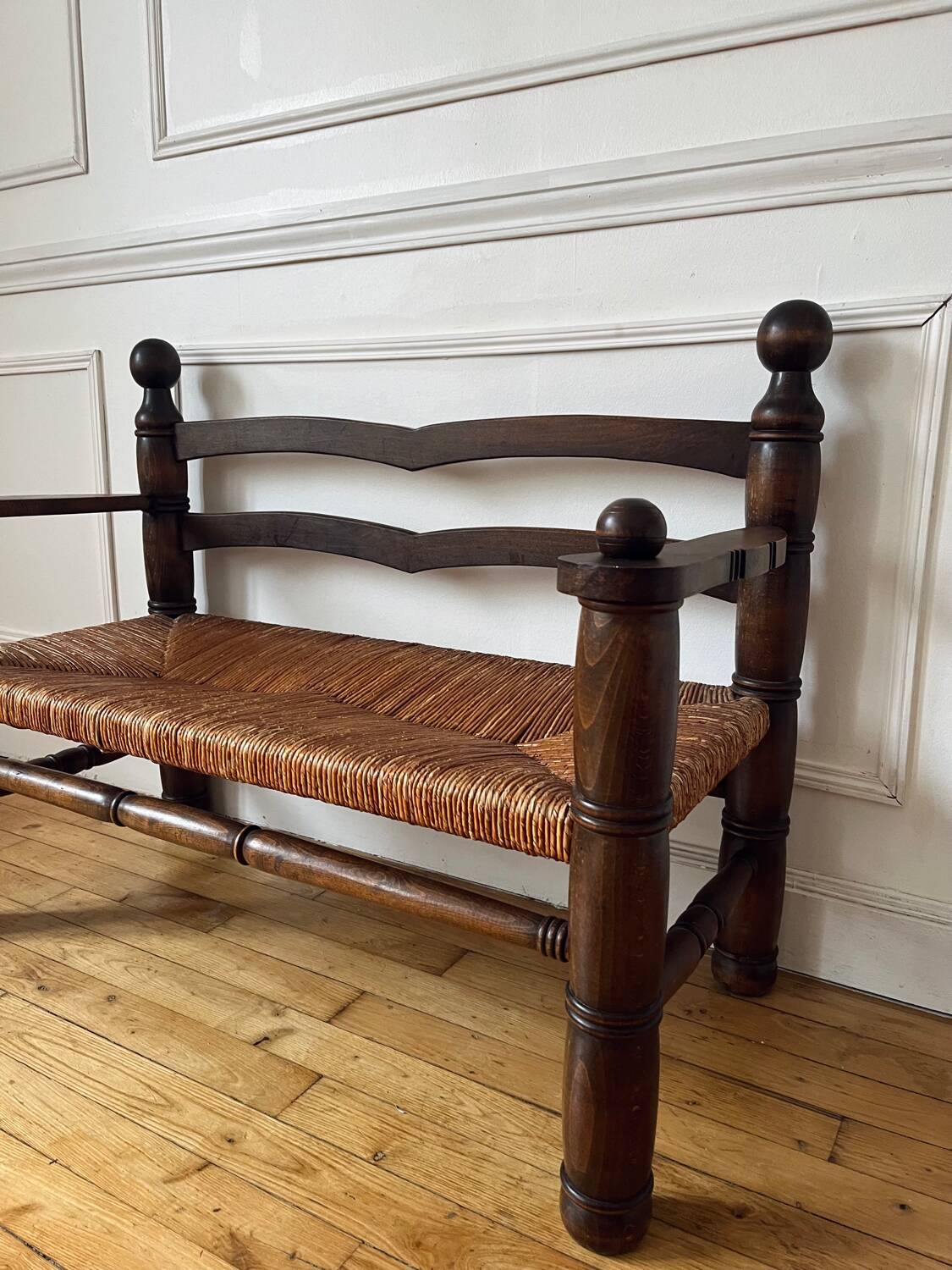 Banc en bois et paille ancien