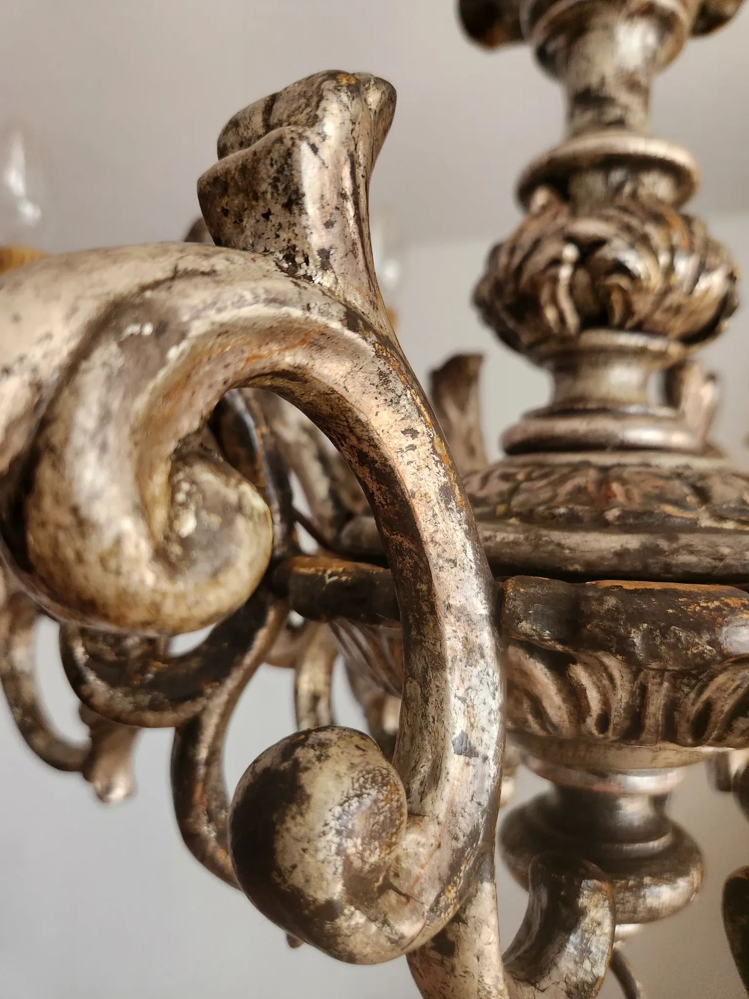 Xl Large Vintage Regency Mid Century Louis XV Baroque Rococo Hand Painted Carved Wood 8 Light Chandelier Floral, Italy, Florence 1920 1950