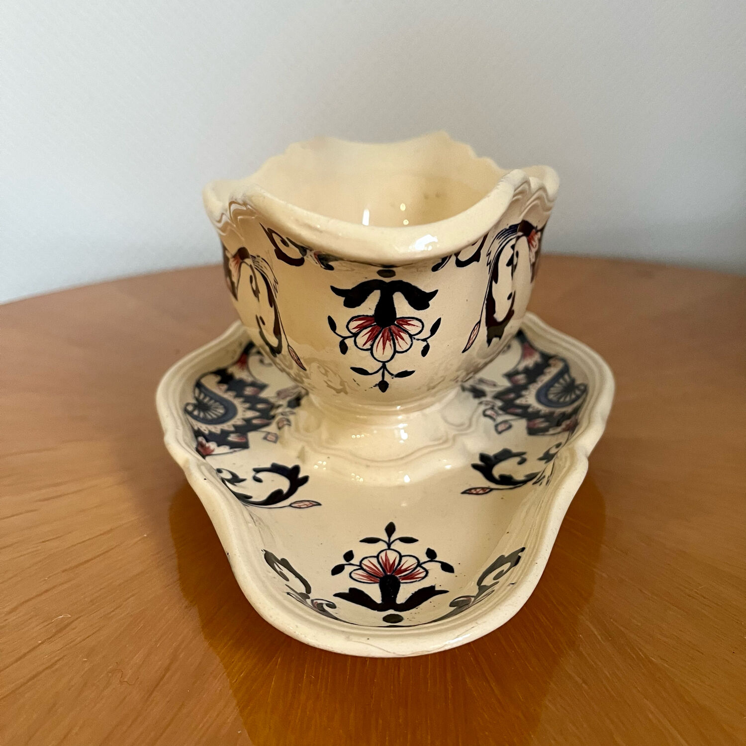 Longchamp iron earth gravy dish