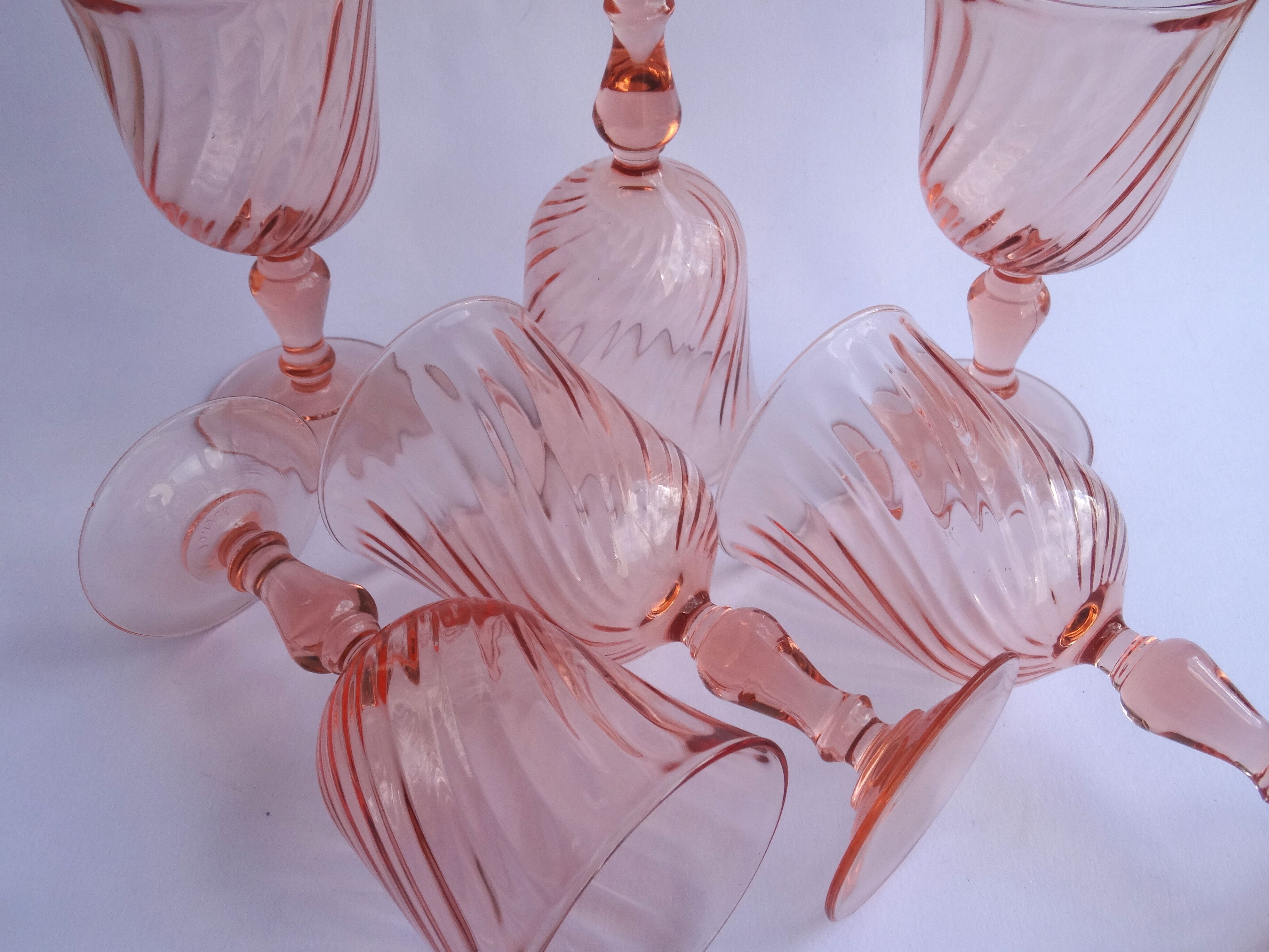 6 Luminarc Rosaline red wine glasses