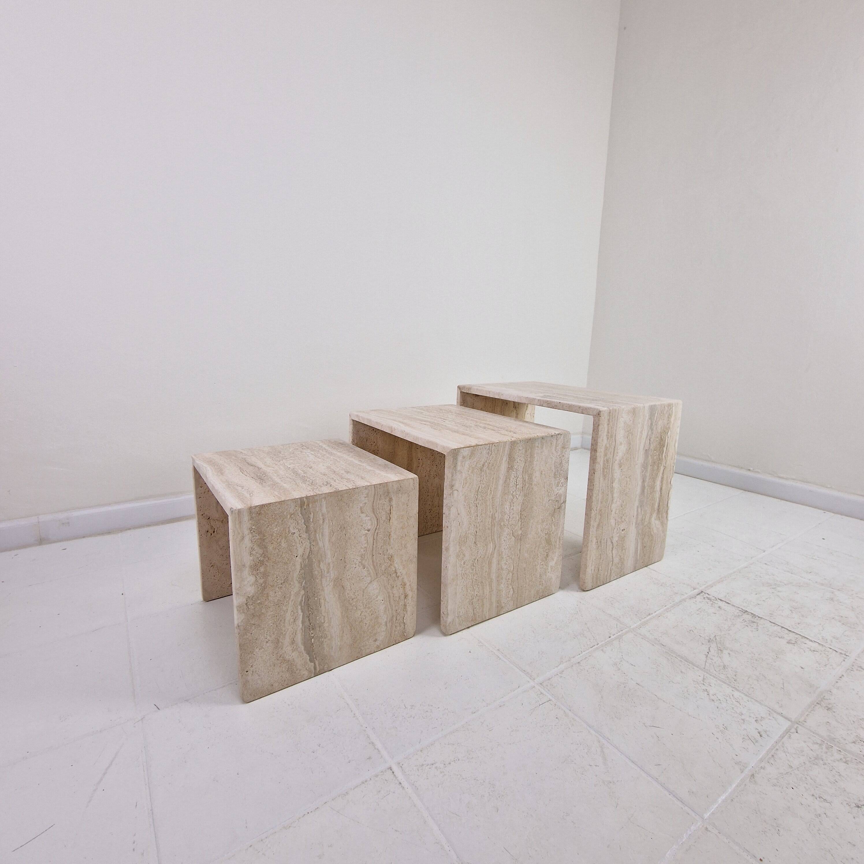 Italian 1980s Grooved Travertine Nesting Tables – Set of 3