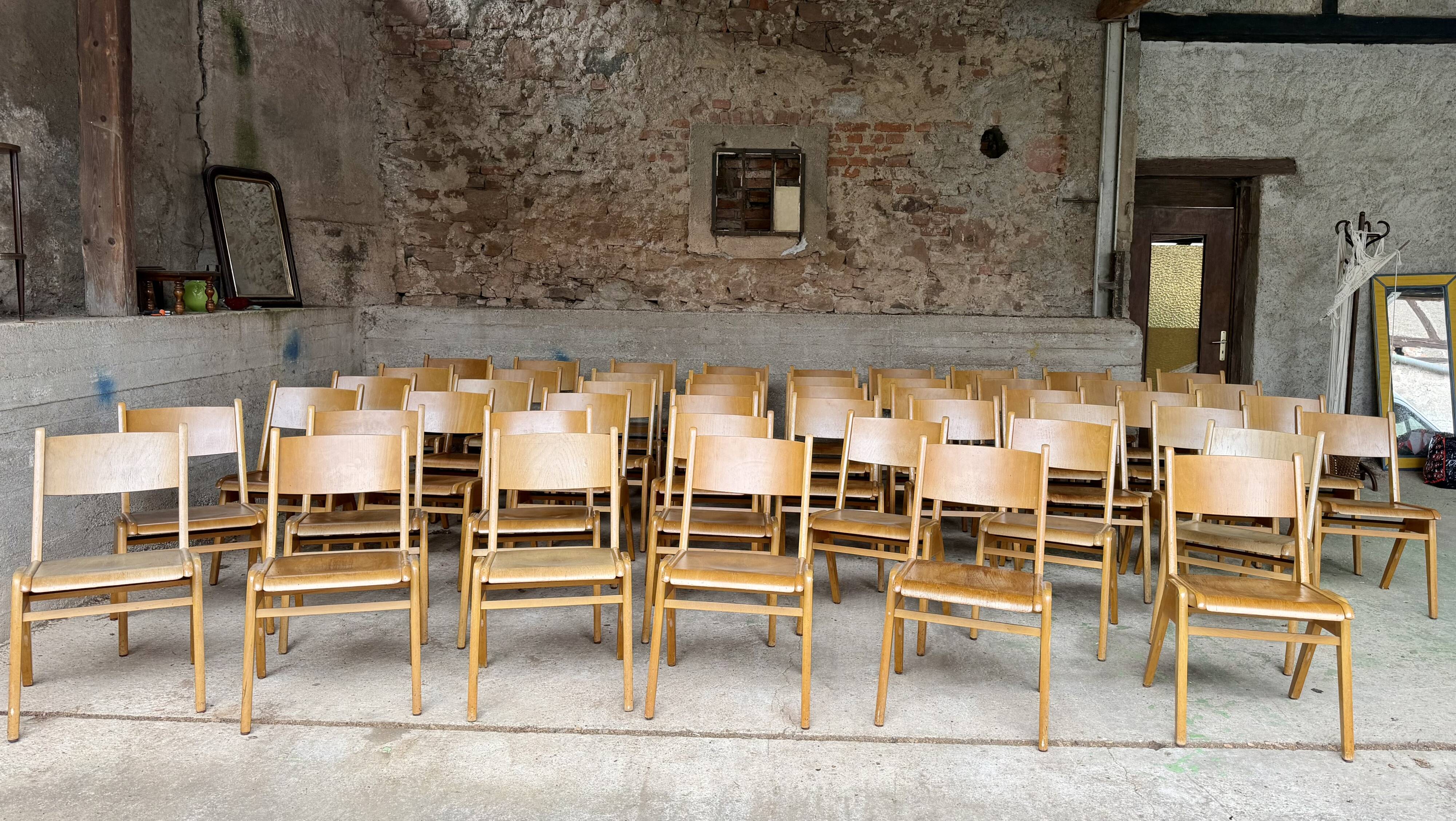✨ Set of 50 French modernist stackable chairs – Vintage 1960s