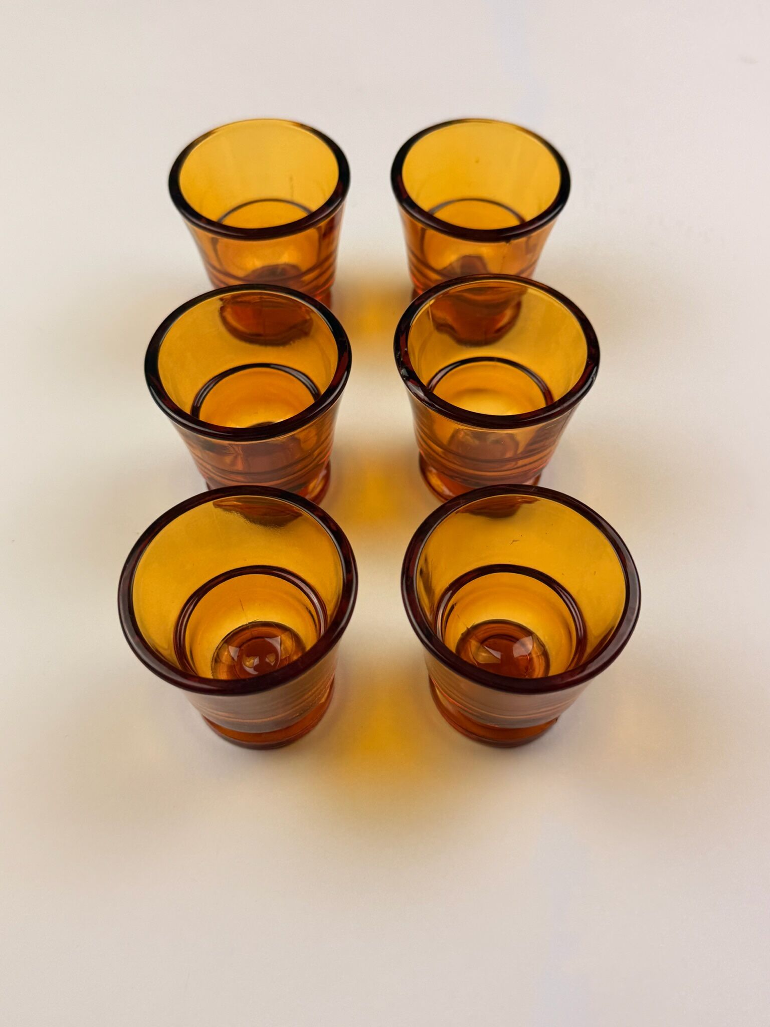 Lot de verres à liqueur orange