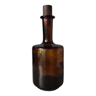 Amber glass bottle